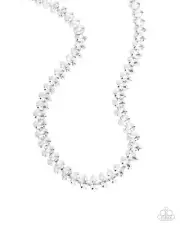 Paparazzi Glittery Genre White Necklace NWT