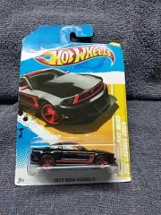 Hot Wheels 2012 New Models Laguna (Unopened/New)