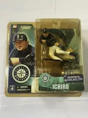 ICHIRO 2003 SEATTLE MARINERS MCFARLANE SERIES 4 FIGURE