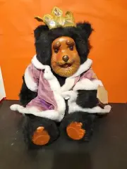 Vintage Robert Raikes Royal Court King William Hand Carved Bear by Applause NWT