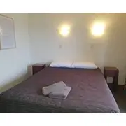 AAA Mana Motel