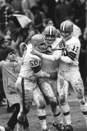 Cleveland Browns Gary Collins victorious with teammates Vince Cost- Old Photo
