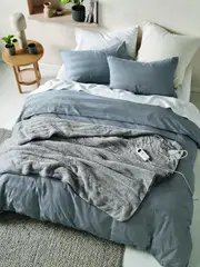 Sherpa Heated Throw (Light Grey)