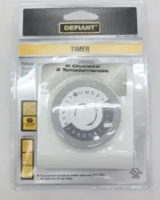 Defiant 15 Amp 24 Hour Indoor Heavy Duty Mechanical Timer 2 Grounded Outlets EL