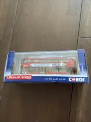 CORGI ORIGINAL OMNIBUS OM46605 NEW BUS FOR LONDON MAMMA MIA