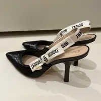 在飛比找PopChill優惠-[二手] Dior 黑色高跟鞋 37.5
