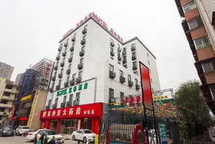 莫泰168(鄭州金水路醫學院店)Motel 168 (Zhengzhou Jinshui Road Medical College)