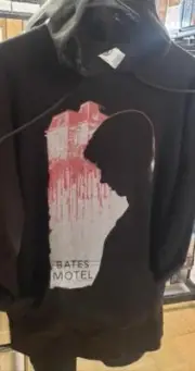 Bates Motel Women's Pullover Hoodie