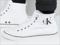 在飛比找Yahoo!奇摩拍賣優惠-CK Calvin Klein 卡文克萊高筒帆布鞋 懶人鞋 