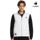 【LE COQ SPORTIF 公雞】防潑水休閒經典羽絨背心 男款-白色-LWS61301