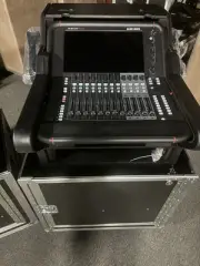 Avantis Solo Hydraulic Flip Case by CT Hardcase