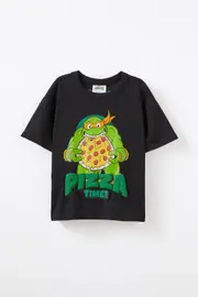[Cotton On Kids] Cotton On Kids - TMNT Drop Shoulder Short Sleeve Tee - Lcn nic black/tmnt pizza time 2 LCN NIC BLACK/TMNT PIZZA TIME