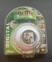 New in case Vu-Me Photo Ball Digital Golf Ball Photo Frame