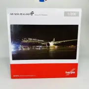 Herpa Boeing 787-9 Dreamliner Air New Zealand 1/200 Aircraft Model 556682 Black