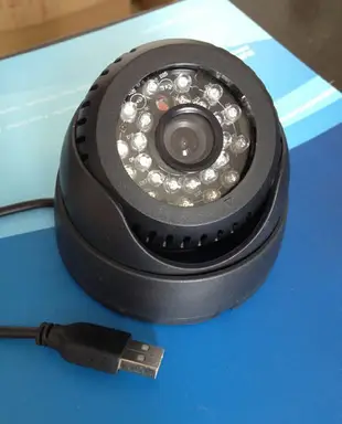 免主機免傳輸線、循環錄影 紅外線夜視安防監視器攝影機 獨立插卡式 監視器