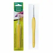 Crochet Hook 2.5 mm 1051 Clover Amour