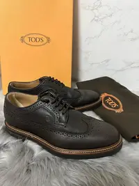 在飛比找Yahoo!奇摩拍賣優惠-全新 TOD'S 棕色 德比鞋 雕花 系帶 男款 皮鞋