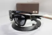 New Oakley Jupiter LX Sunglasses Black/Grey 03-282