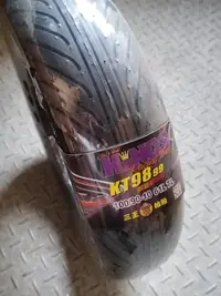 在飛比找Yahoo!奇摩拍賣優惠-🐦CU車料 三王機車胎KINGS TIRE 耐磨熱熔胎 道路