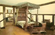 Vintage The Hathaway Bedstead Anne Hathaways Cottage Unposted NOS Postcard