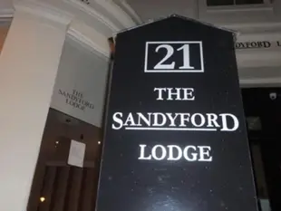 桑德福德小屋The Sandyford Lodge