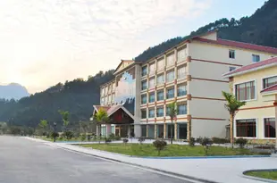 資源丹霞温泉度假酒店Danxia Hot Spring Resort