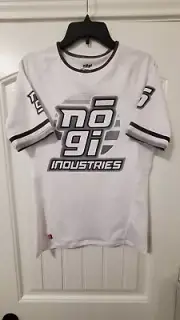 NOGI INDUSTRIES '7Four Short Sleeve Rank Rash Guard White