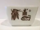 Vintage Pyrex Early American Refrigerator Dish 501-B Cat / Corn Grinder No Lid
