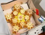 NIB 11 Light Star WORKS 5.5” Christmas Tree Topper Gold Retro Santa Trim Brand