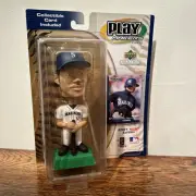 2001 MLB Edition Upper Deck Ichiro Play Makers Bobble-Head with Collectible Card