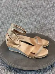 Naot Mermaid 5044 Sandal Women's 40 / 9 Wedge Heel