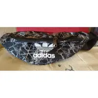 在飛比找蝦皮購物優惠-【現貨】 Adidas 男女同款潮流運動斜挎包 腰包 胸包 