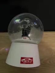 vans off the wall snow globe (No Box)