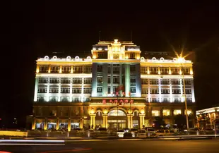 通遼天澤大酒店Tianze Hotel