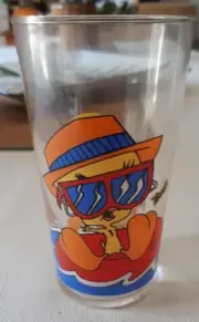 TWEETY BIRD COLLECTABLE NUTELLA DRINKING GLASS NEW CARTOON PICTURES BOTH SIDES