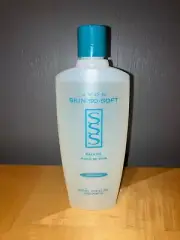 New Old Stock! Original Formula Avon Skin So Soft Bath Oil 16.9 oz 2002 Sealed