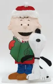 Peanuts Charlie Brown and Snoopy Singing Carols Tinsel-Light Display Yard Decor