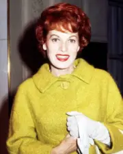 Irish actress Maureen O'Hara circa 1960 Old Movie Photo 1
