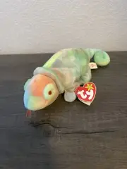 Ty beanie baby rainbow chameleon RARE
