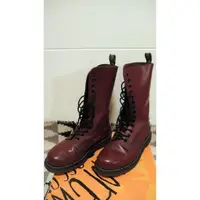 在飛比找蝦皮購物優惠-正品 馬丁靴 1914 Dr. Martens 14孔 十四