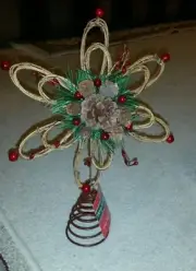 New Christmas Star Tree Topper Metal Twig wirh Berries & pine cone, Merry Brite