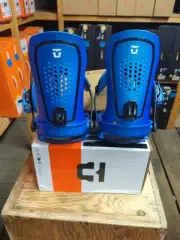 Union Force Men’s Snowboard Binding Metallic Blue