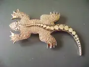 NEW WITH TAGS- TEXTURED GOLD TONE 'LIZARD" BROOCH/PIN