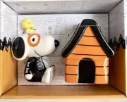 Peanuts Halloween Snoopy Woodstock Ceramic Salt & Pepper Shakers Set NIB