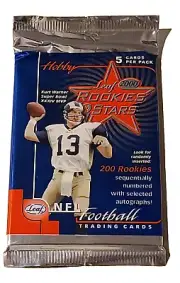 1 PACK 2000 LEAF ROOKIE AND STARS FOOTBALL HOBBY PACK FROM SEAL BOX TOM BRADY RC