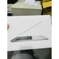 在飛比找Yahoo!奇摩拍賣優惠-蘋果原廠 MacBook Pro 2017年 16G/256