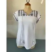 Adriana Papell NWT white peasant Top Size S