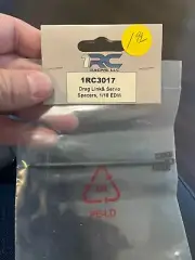 1RC 1RC3017 Drag Link & Servo Spacers, 1/18 EDM