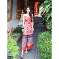 在飛比找ETMall東森購物網優惠-泰國民族風紅色碎花長款連衣裙子