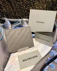 在飛比找Yahoo!奇摩拍賣優惠-【NA She.歐美精品進口服飾名品】BALENCIAGA 